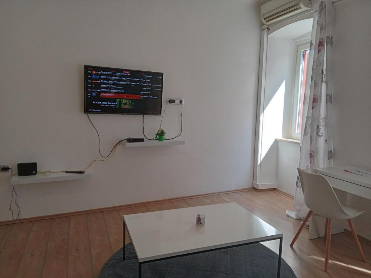 Apartment Nicolo Рієка Екстер'єр фото